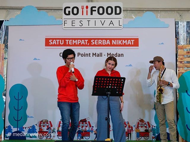 Hiburan Live Music di GoFood Festival